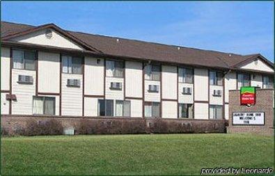 Cobblestone Inn & Suites - Trenton מראה חיצוני תמונה